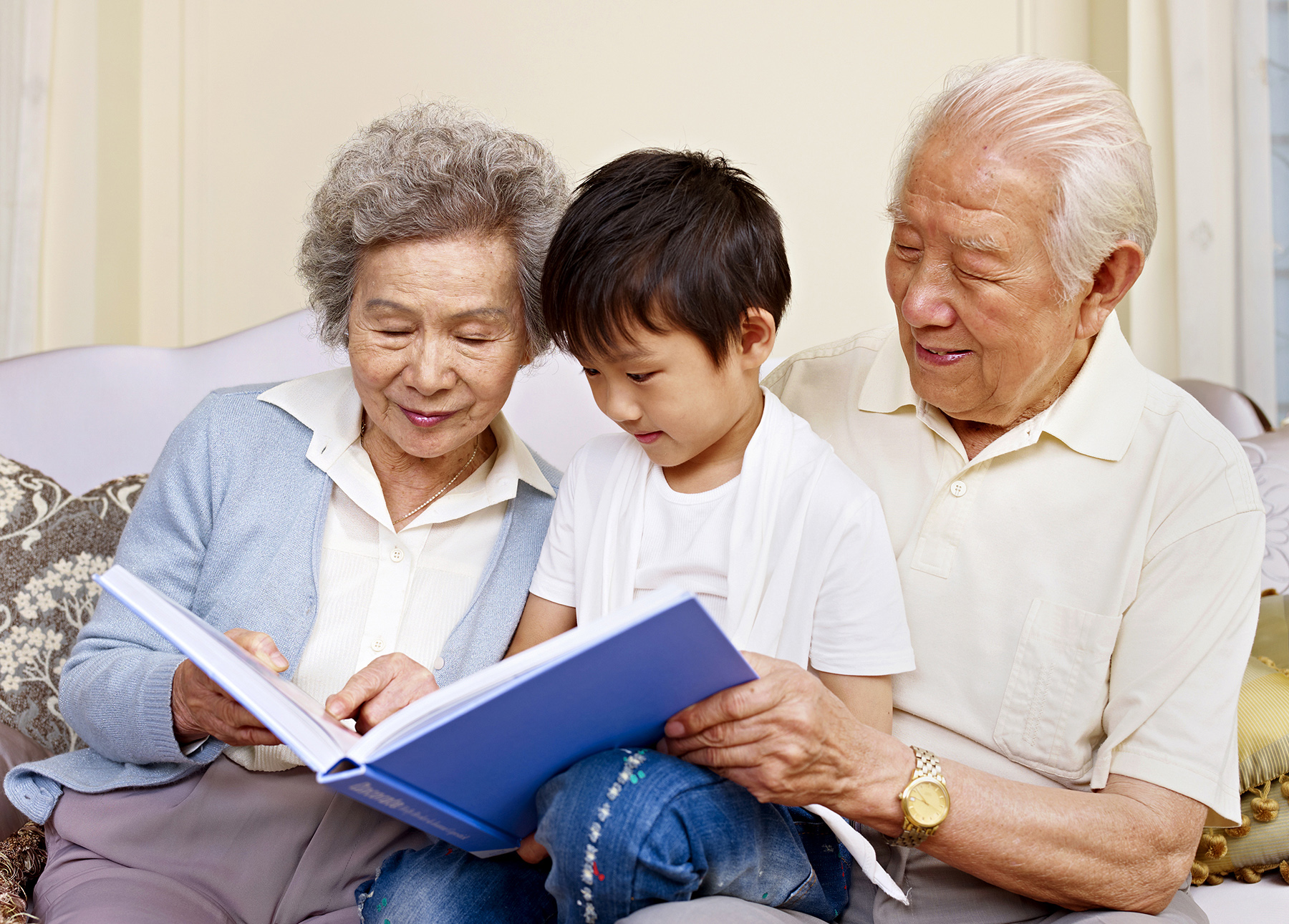 Reading Aloud Improves Literacy Skills 